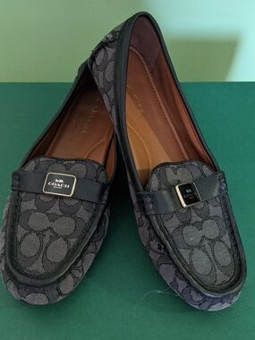 COACH Black Signature Jacquard Women's Loafers Non-smoking and pet-free house